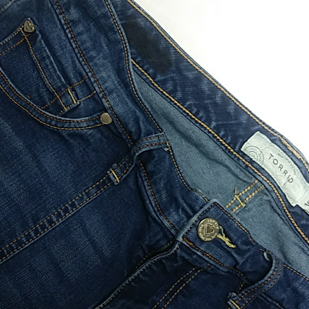 3/$20 Torrid - Picture 2 of 8